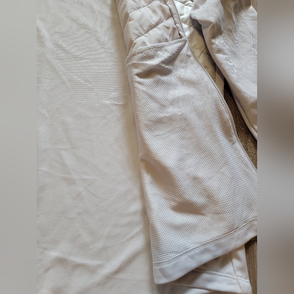 Women's Nike Jacket - XL - Picture 2 of 10